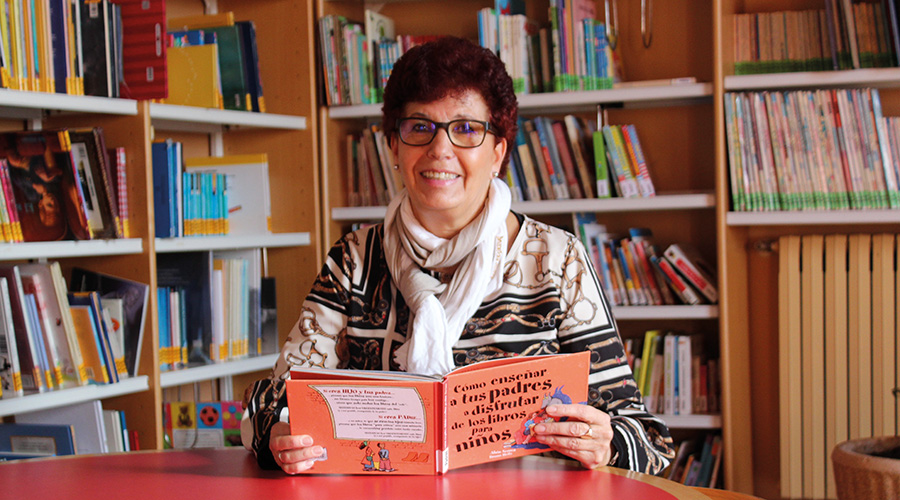 Rita Santiago, la incansable bibliotecaria que revolucionó las estanterías del Tratado