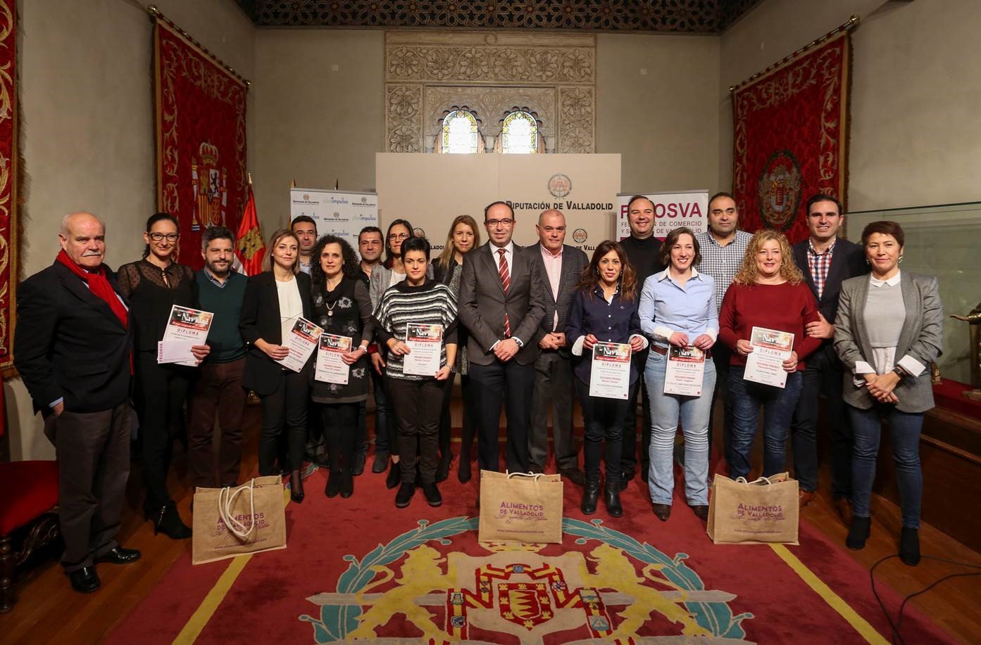La Diputación de Valladolid y FECOSVA entregan sus premios del concurso de escaparates de navidad
