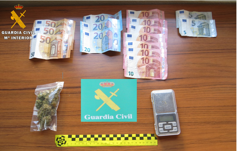 La Guardia Civil desmantela un punto de venta de drogas en Tordesillas