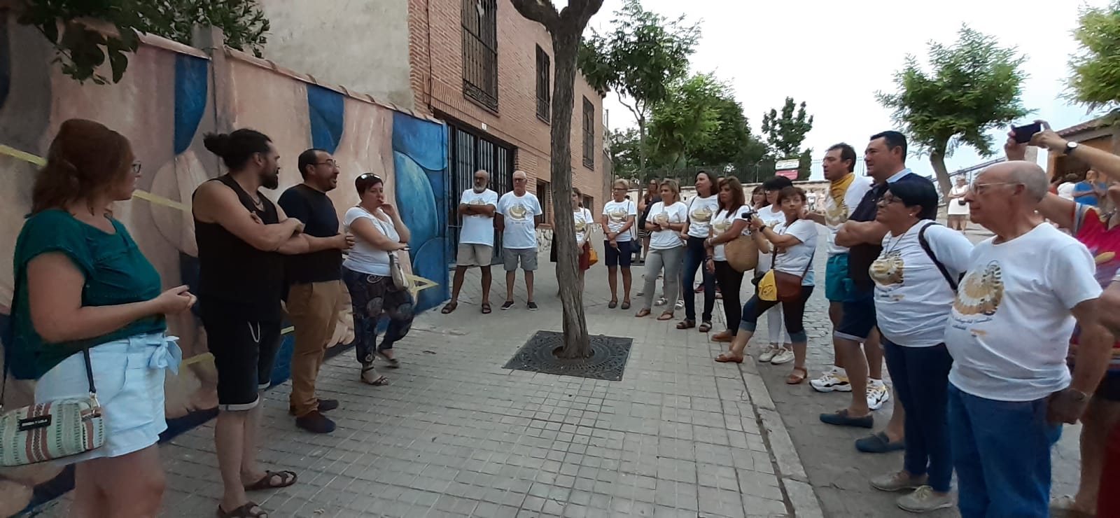 Tordesillas estrena nueva obra de arte urbano recordando al Camino de Santiago