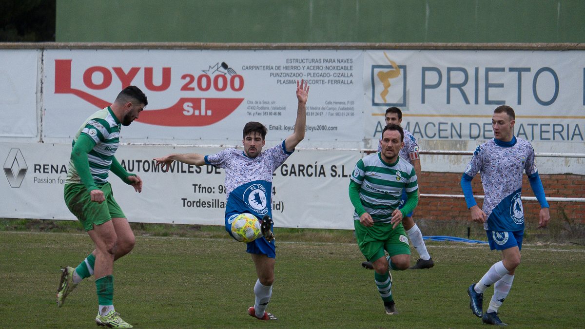 El Tordesillas rescata un punto de Bembibre en el último suspiro
