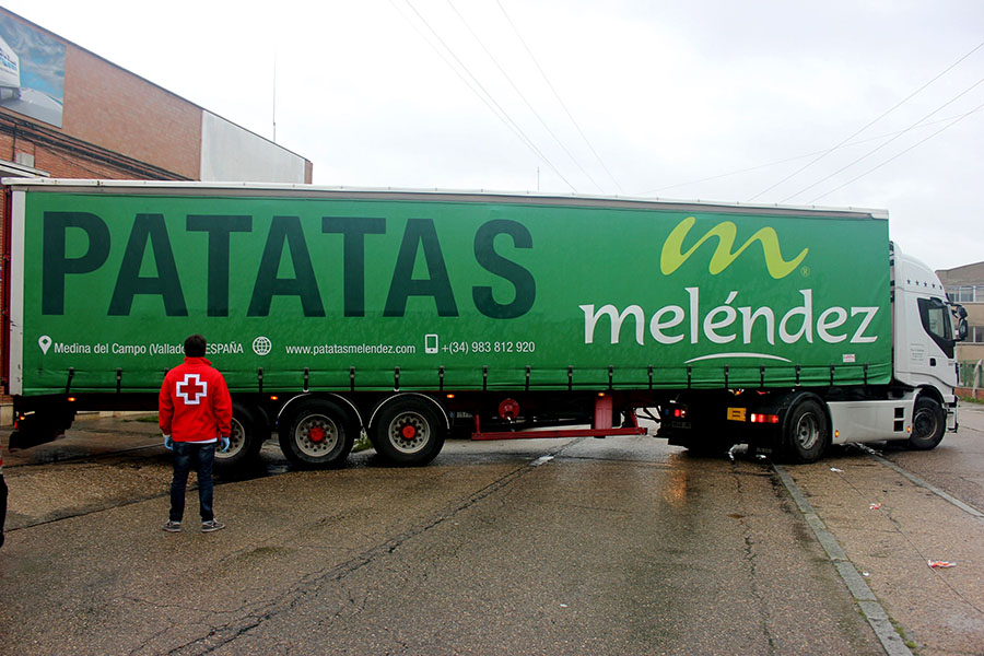 Patatas Meléndez entrega 50.000 kilos a Cruz Roja dentro de su plan de donaciones contra el Covid-19