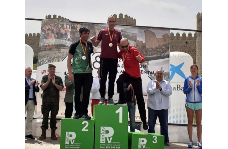 Roberto Bazán se proclama campeón autonómico de la categoría M45