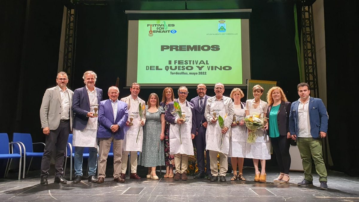 Tordesillas premia la excelencia gastronómica de la mano del I Festival del Queso y del Vino