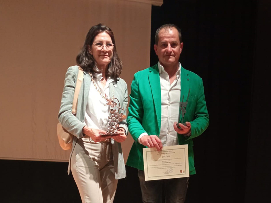 Lolo Sancho, reconocido con el ‘Premio Cosechero’ de Serrada