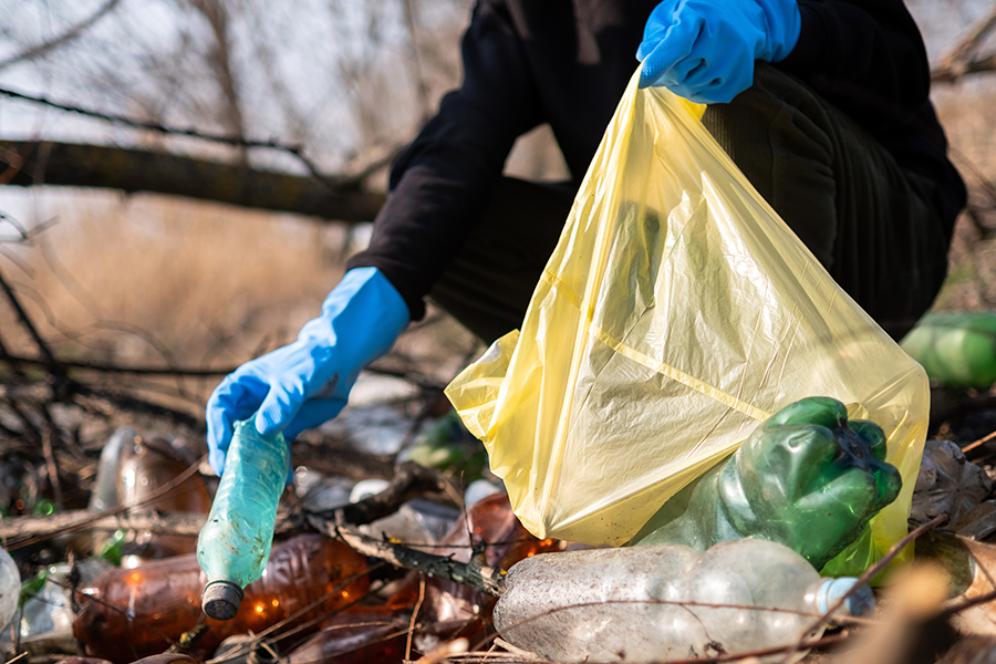 Tordesillas vuelve a organizar una jornada de limpieza de basura en su entorno natural