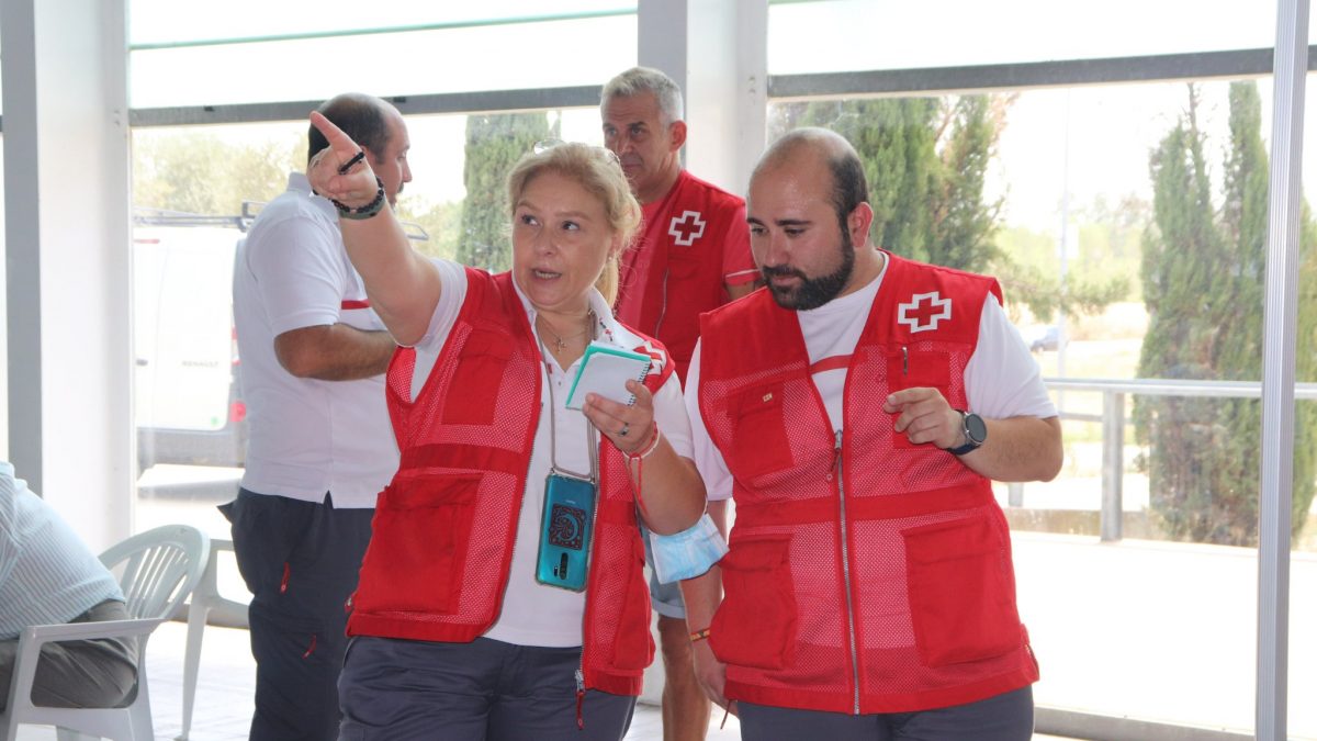 150 personas voluntarias de Cruz Roja en Castilla y León apoyan las labores de extinción de los incendios que afectan a la comunidad