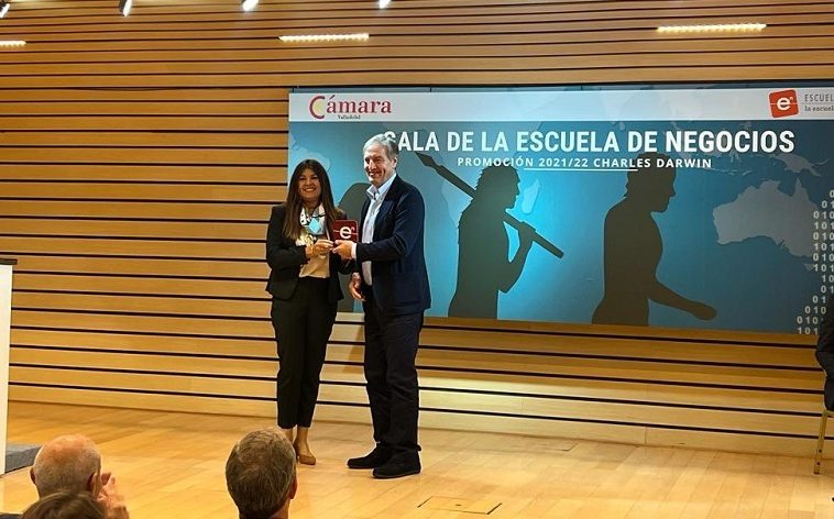 Dulces Galicia recibe el premio “innovación” Escuela de Negocios – Promoción Darwin 2022