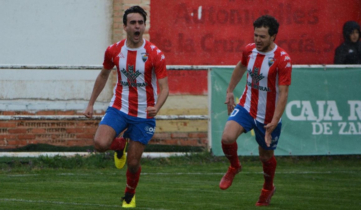 El Atlético Tordesillas vuelve a sonreír ante la Ponferradina B