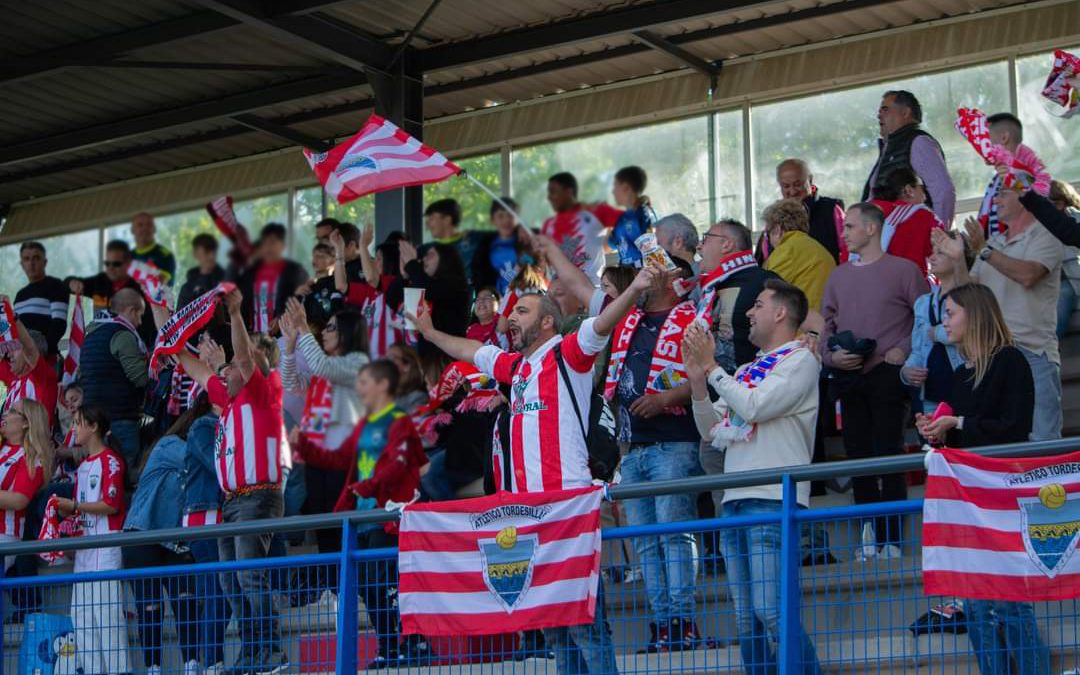 El Atlético Tordesillas se prepara para un partido histórico con Fan Zone y gradas auxiliares en Las Salinas