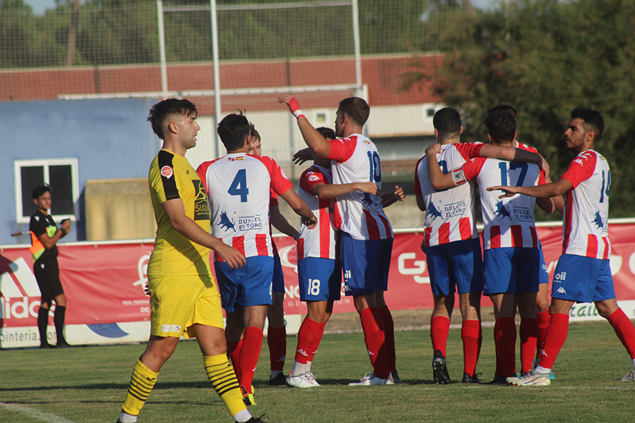 Un gol de Chatún ante La Cistérniga da el pase al Atlético Tordesillas a la semifinal del Trofeo Diputación