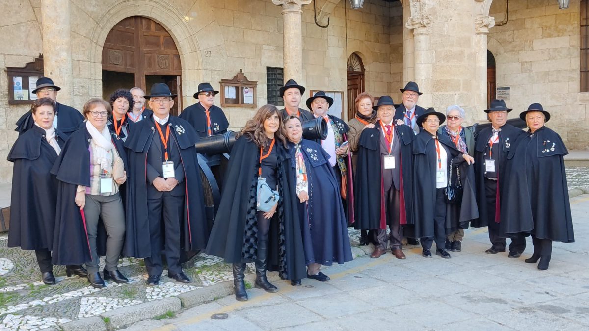 Los Amigos de la Capa de Tordesillas viajan a Ciudad Rodrigo para el XXIII Encuentro Nacional de la Capa