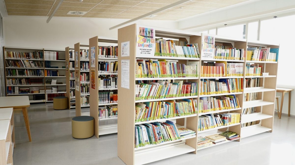 La Diputación destina 110.000 euros para la adquisición de fondos bibliográficos en las bibliotecas municipales
