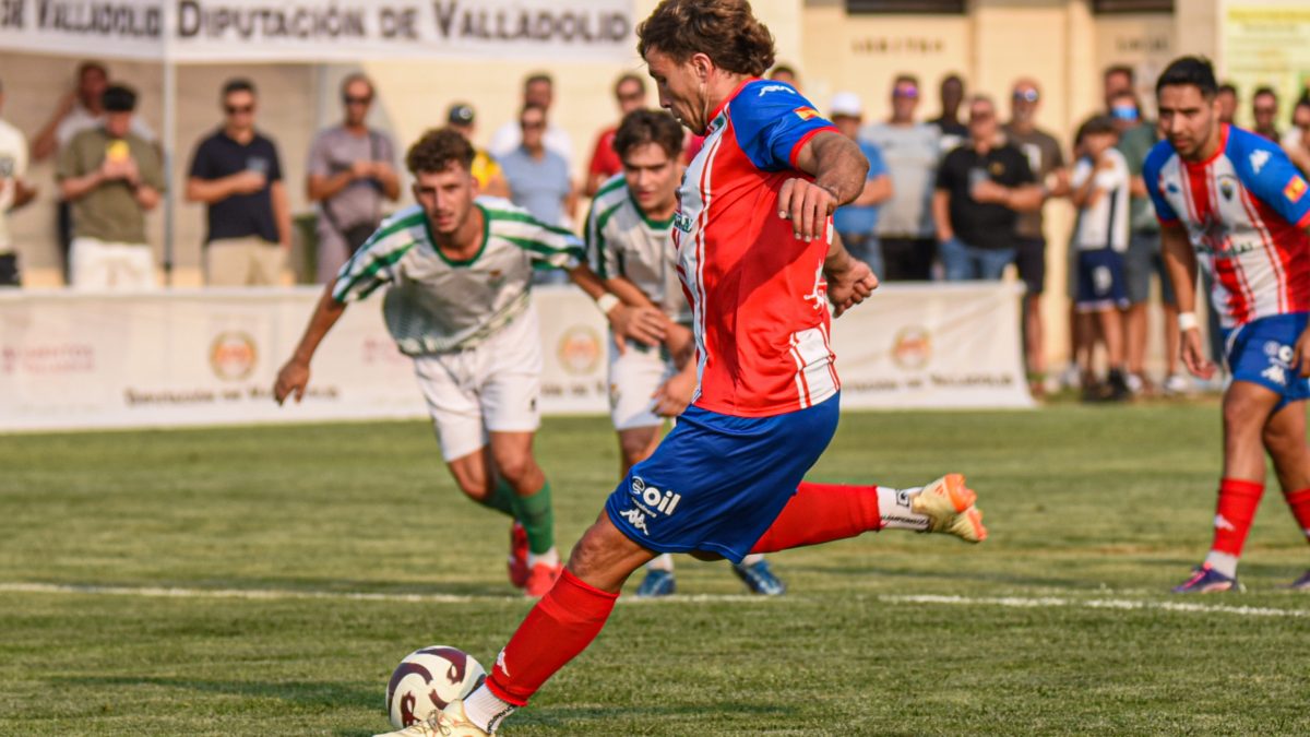 El Atlético Tordesillas no da opciones al Betis en el Trofeo Diputación
