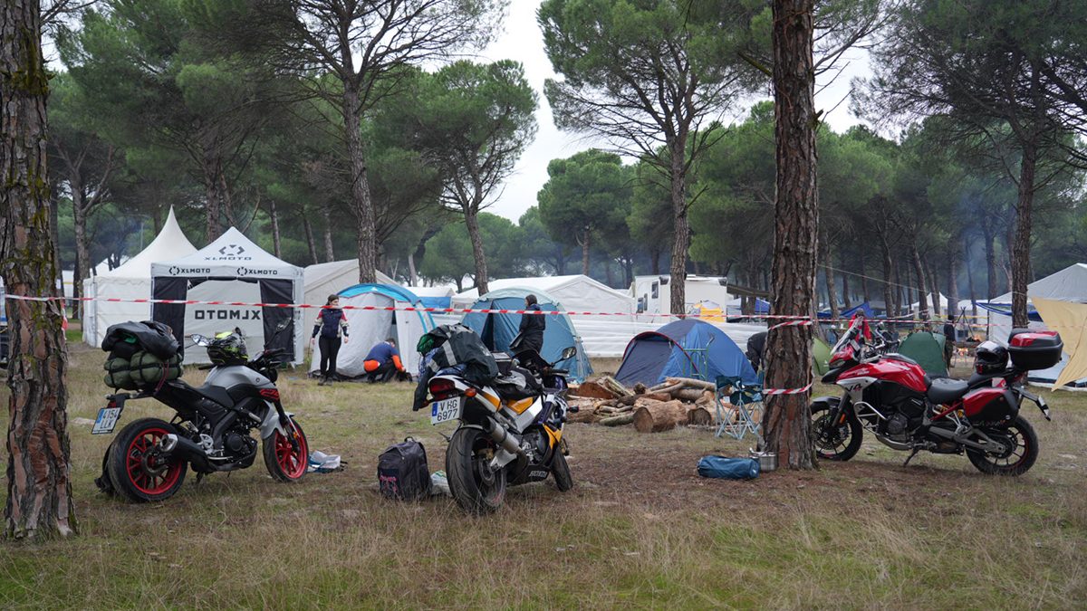 Los primeros Motauros llegan a Valdegalindo para disfrutar de cuatro días de concentración en Tordesillas