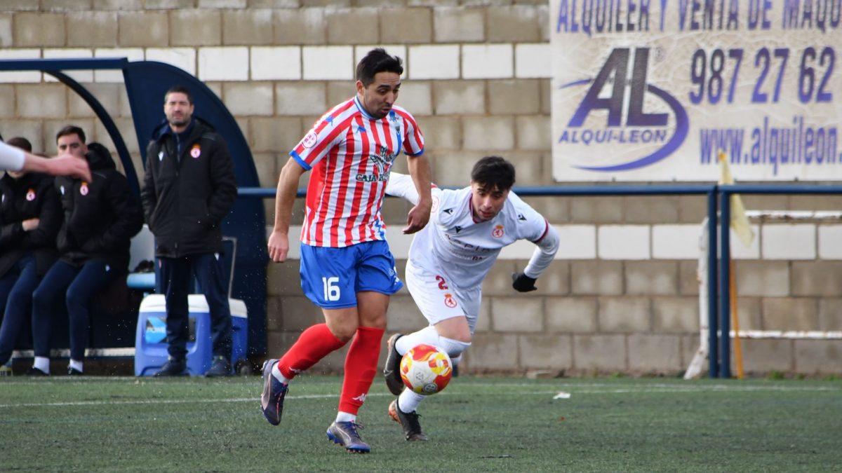 La Cultural Leonesa B frena al Atlético Tordesillas que mantiene el liderato
