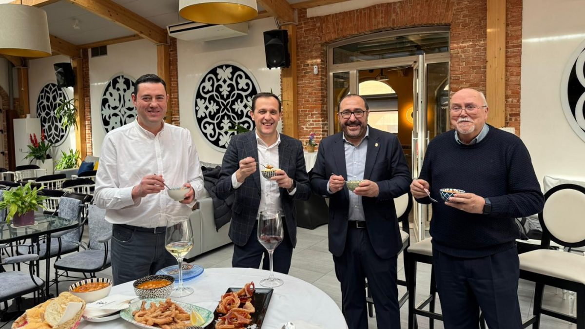 La IV Ruta del Puchero sirve su primera jornada de tradición culinaria