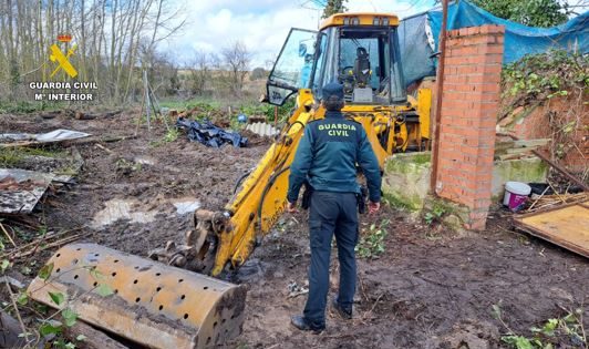 Detenido un vecino de Tordesillas por el presunto robo de una retroexcavadora y material de obra