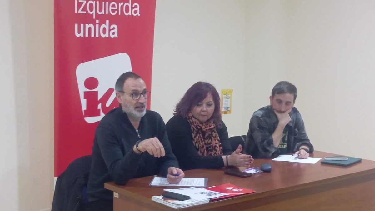 IU-APT analiza la “falta de recursos y baja calidad” de la sanidad de Castilla y León