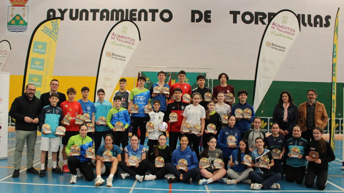 El XXI Torneo de Bádminton ‘Villa del Tratado’ acoge a más de 200 jugadores de primer nivel en una cita de “éxito”