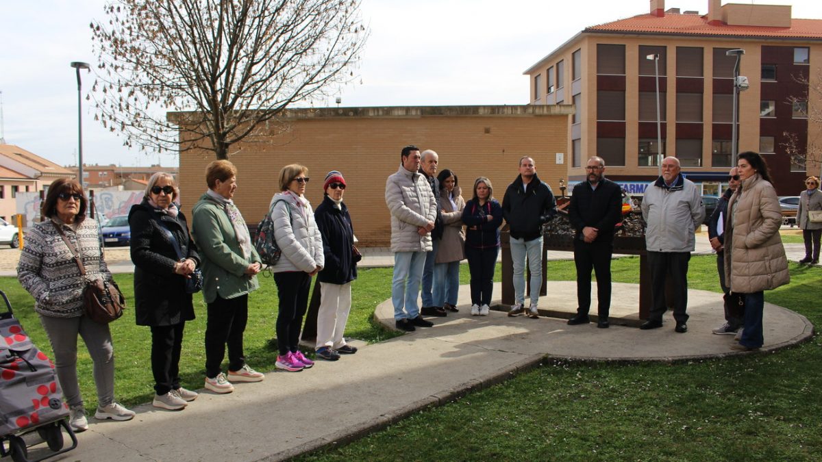 Tordesillas guarda silencio en memoria de las víctimas del 11M