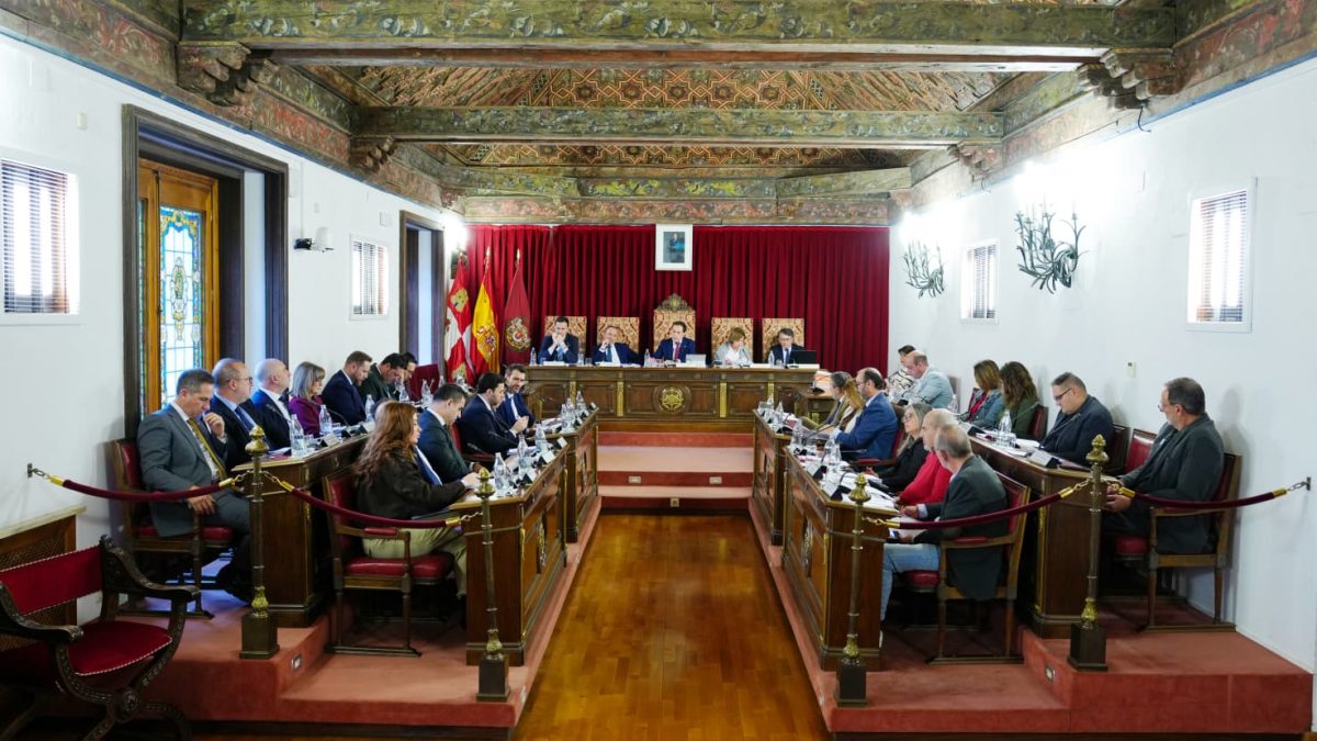 El Pleno de Diputación aprueba 11 millones de euros para nuevas inversiones en los municipios