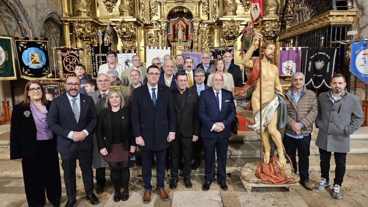 Tordesillas da la bienvenida a su Semana Santa con el pregón de Guillermo Camino